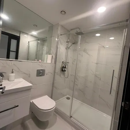 شقة Prime Near Train Station In Centre ليدز